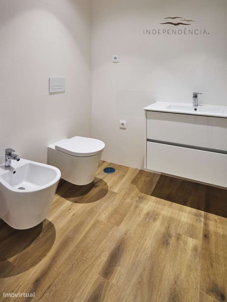 Apartamento T2 || Novo || Praia da Nazaré-17