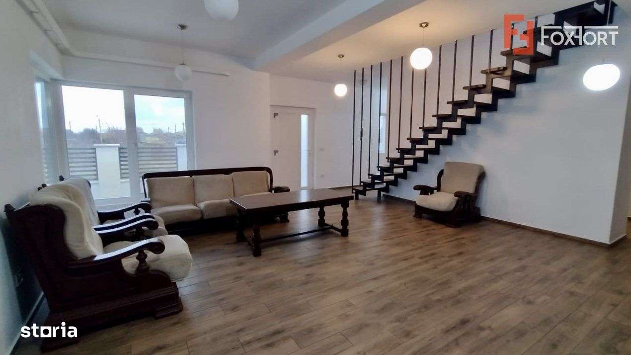 Casa individuala, cu 7 camere, de vanzare in Sacalaz - Imagine principală: 2/19