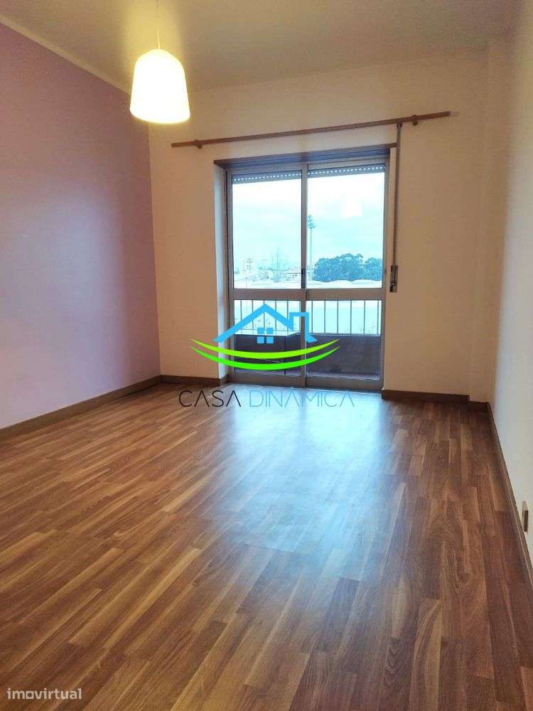 Apartamento T2 na rua Joaquim Sotto Mayor - Figueira da Foz - Grande imagem: 5/34