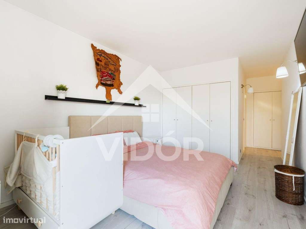 T2 com 130 m² | 105 m² de Área Privativa + Garagem e Arrumos-11