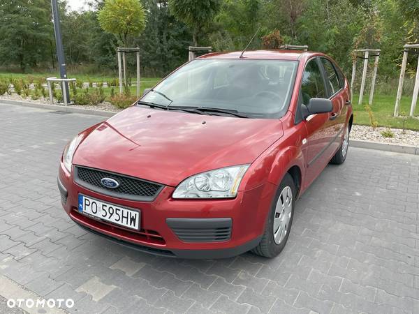 Ford Focus 1.6 Ambiente - 10