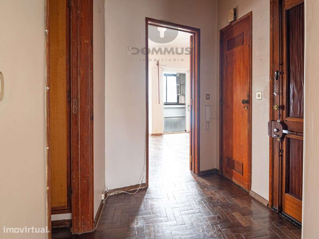 Apartamento T3 em Cruz Quebrada | Vista Rio - Grande imagem: 2/36