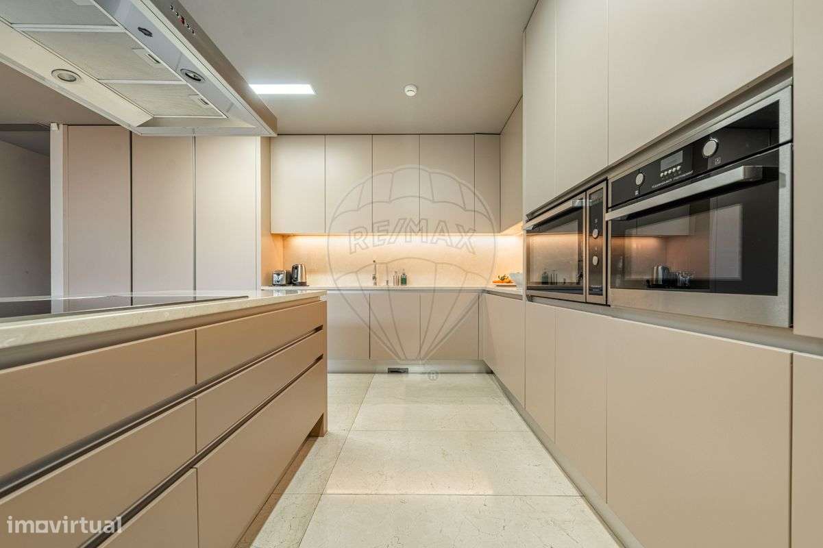 Moradia T5 para venda-35