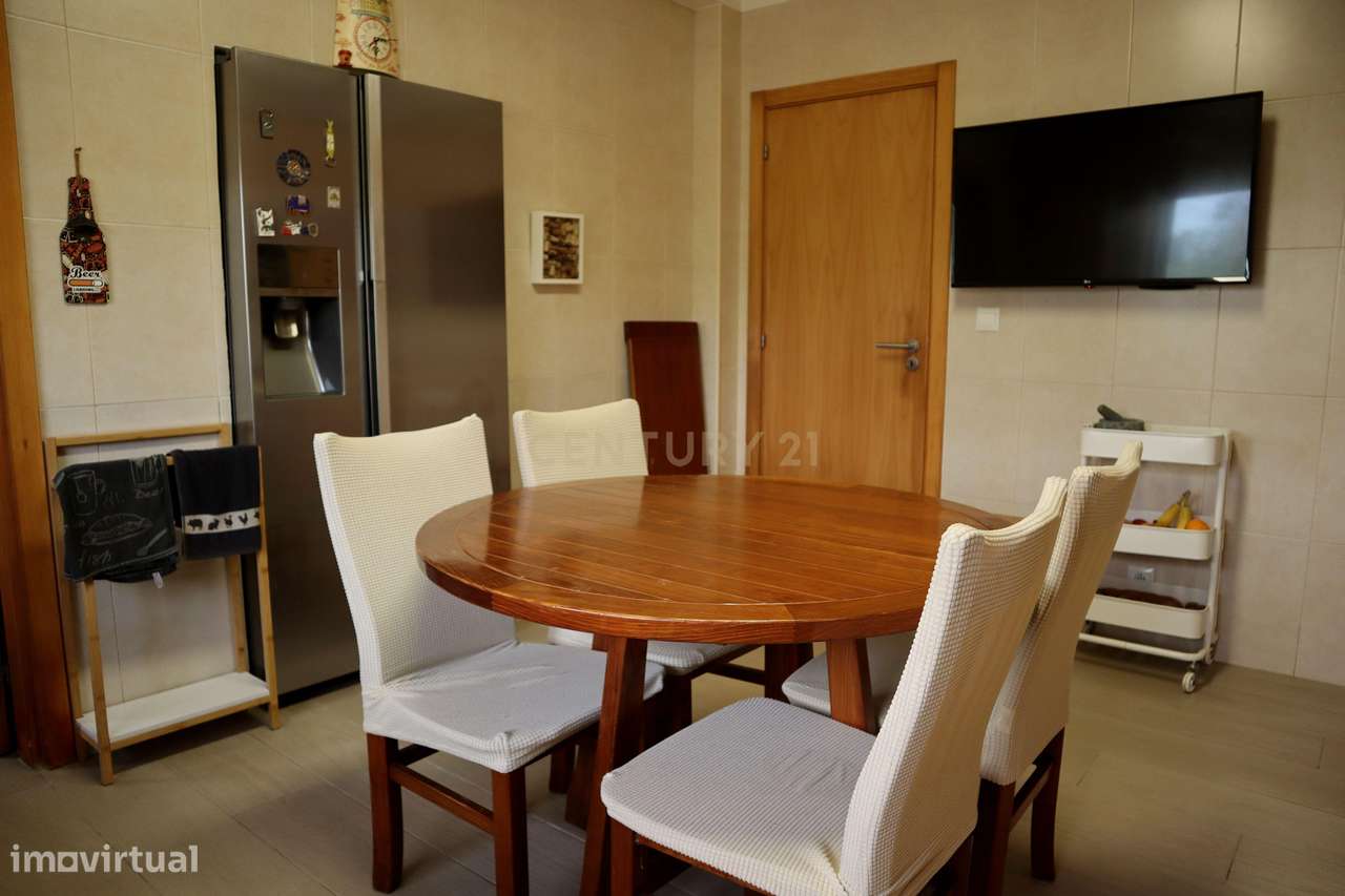 Encantadora Quinta em Mafra com Vista Mar e Serra – Piscina, Anexos e-8