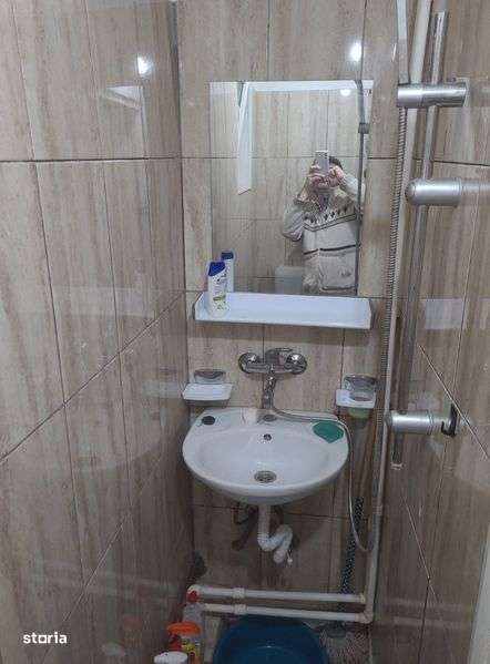 Inchiriez Garsoniera, central, Bd Independentei - Imagine principală: 4/8