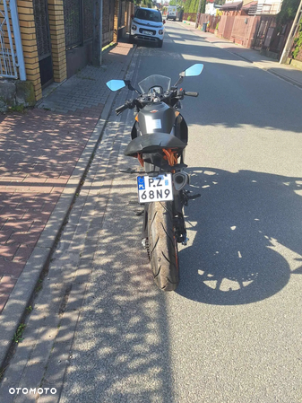 KTM RC 125 - 10