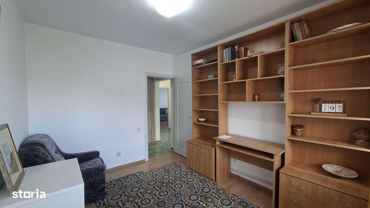 Bistrita Lac(Ana Ipatescu)-3 camere-mobilat utilat-spatios-etaj 3/4 - Imagine principală: 5/15