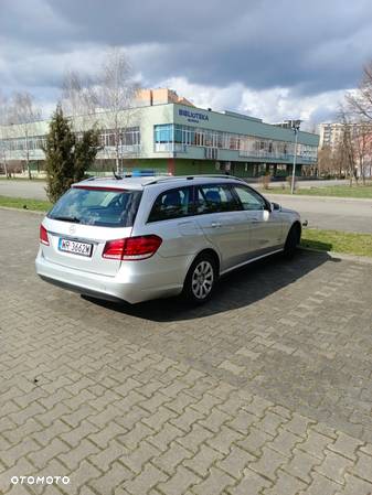 Mercedes-Benz Klasa E 200 T CDI 7G-TRONIC Avantgarde - 4