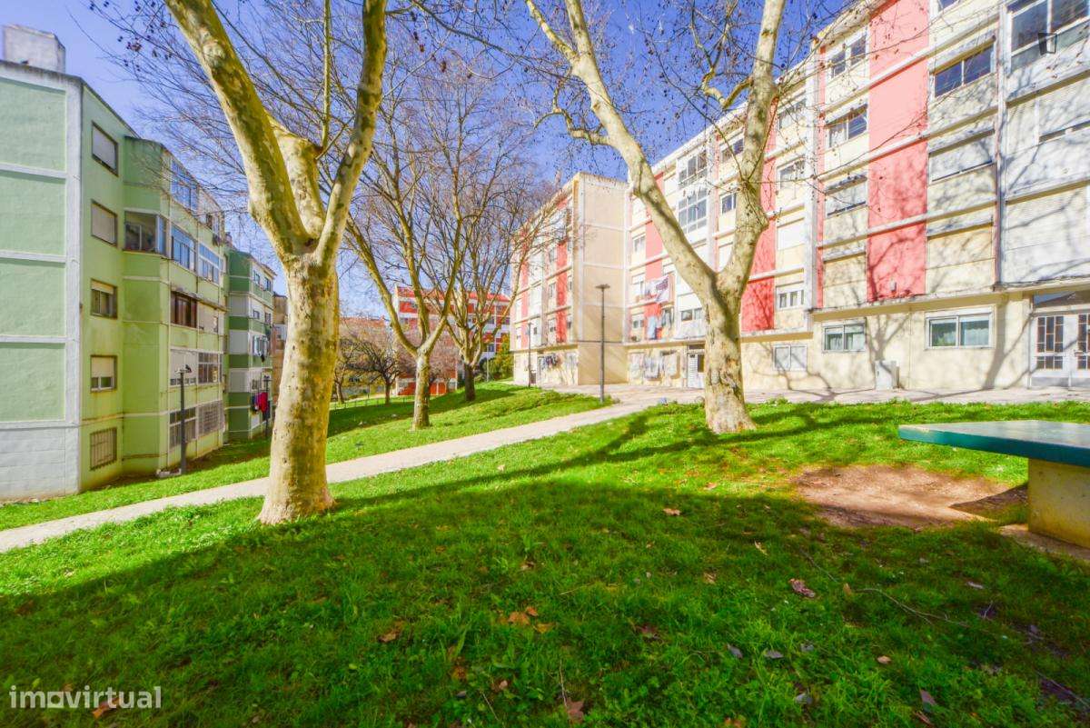 Quarto - localizado em Benfica Lisbon - Grande imagem: 5/10