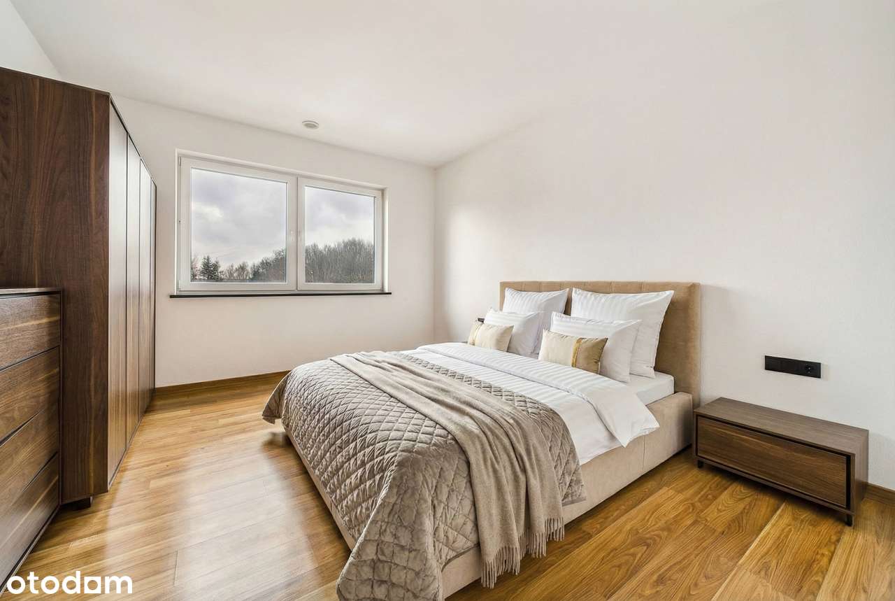 Nowoczesny dom | 4 sypialnie | 2 garaże | S17, szkoła, sklepy 5 minut-14