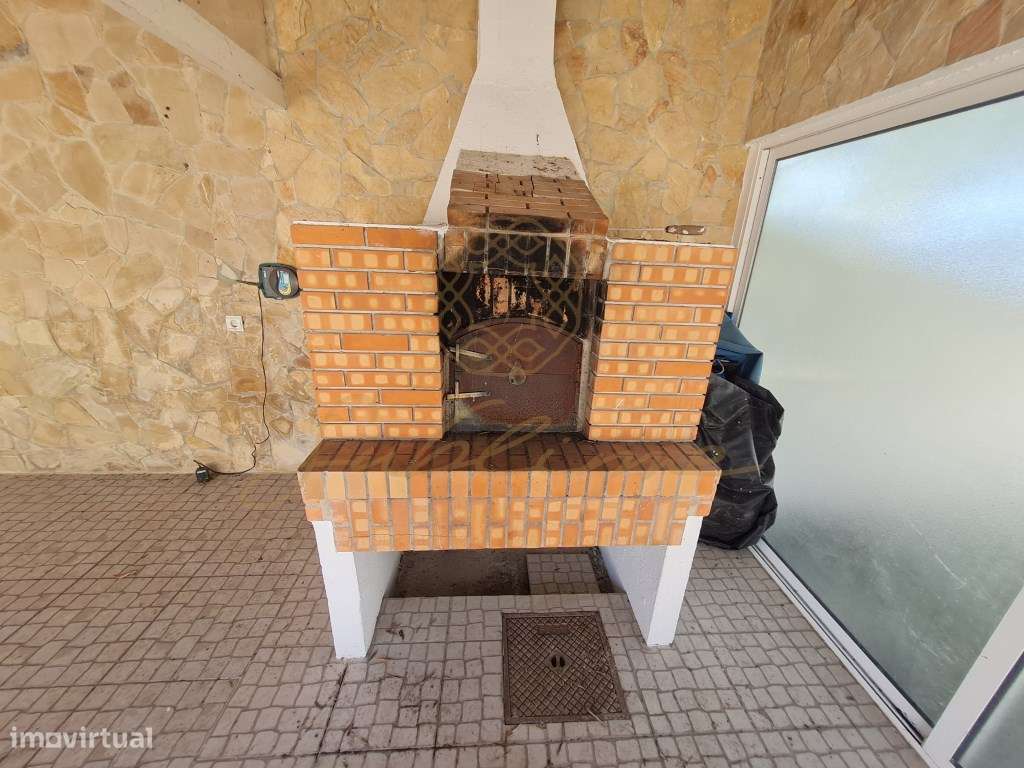 Moradia isolada V3+2 situada em Caixas, Sesimbra com Piscina-14