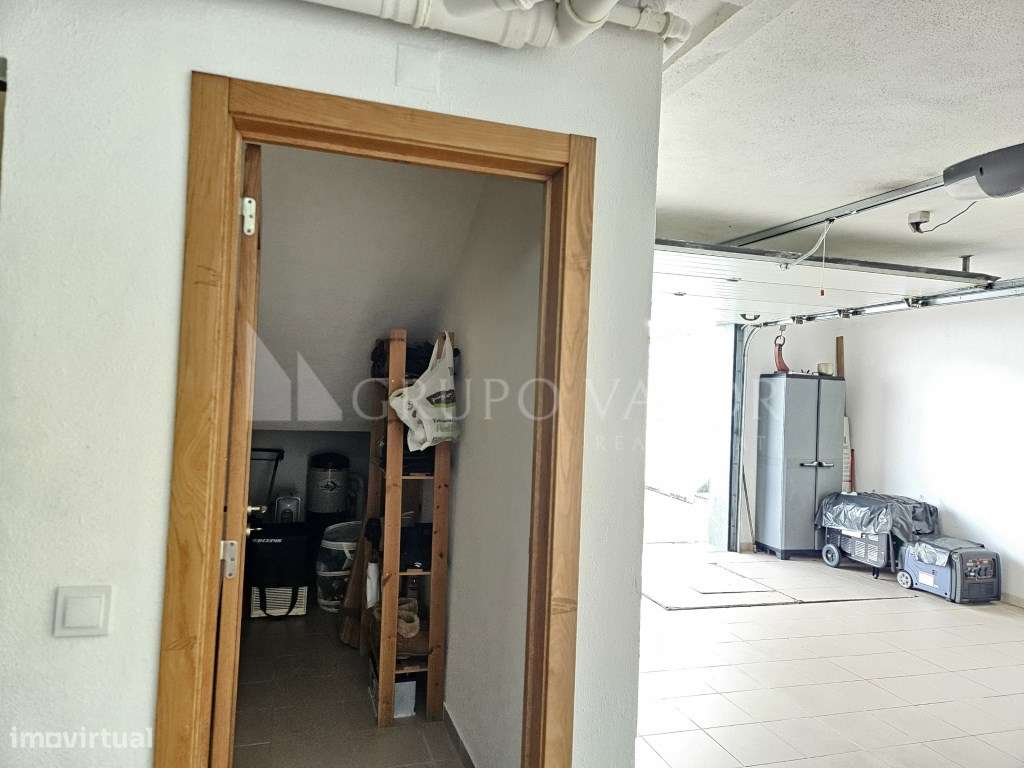 Moradia T4 Geminada com Piscina - Garagem para 3 Viaturas | Sabugo ...-57