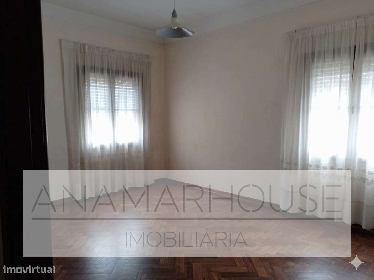 Moradia com terreno de 277 m² | Arrendada até 2027 | Charneca da Capar - Grande imagem: 5/16