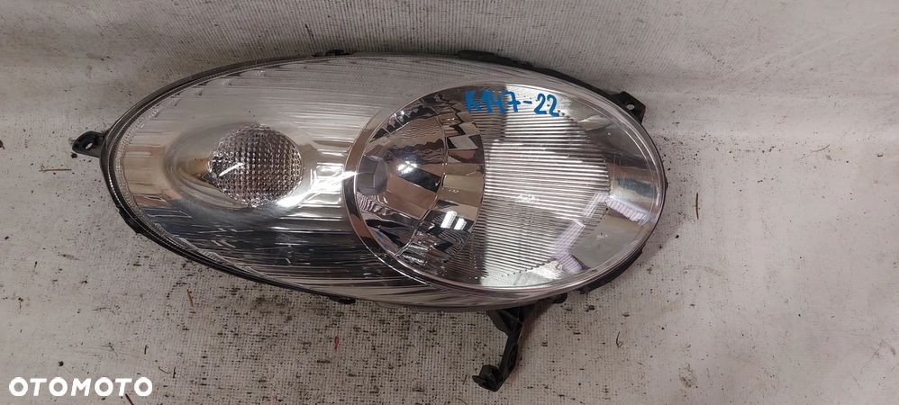 .  PRZOD PRZEDNIA LAMPA PRAWA NISSAN MICRA K12 - 1