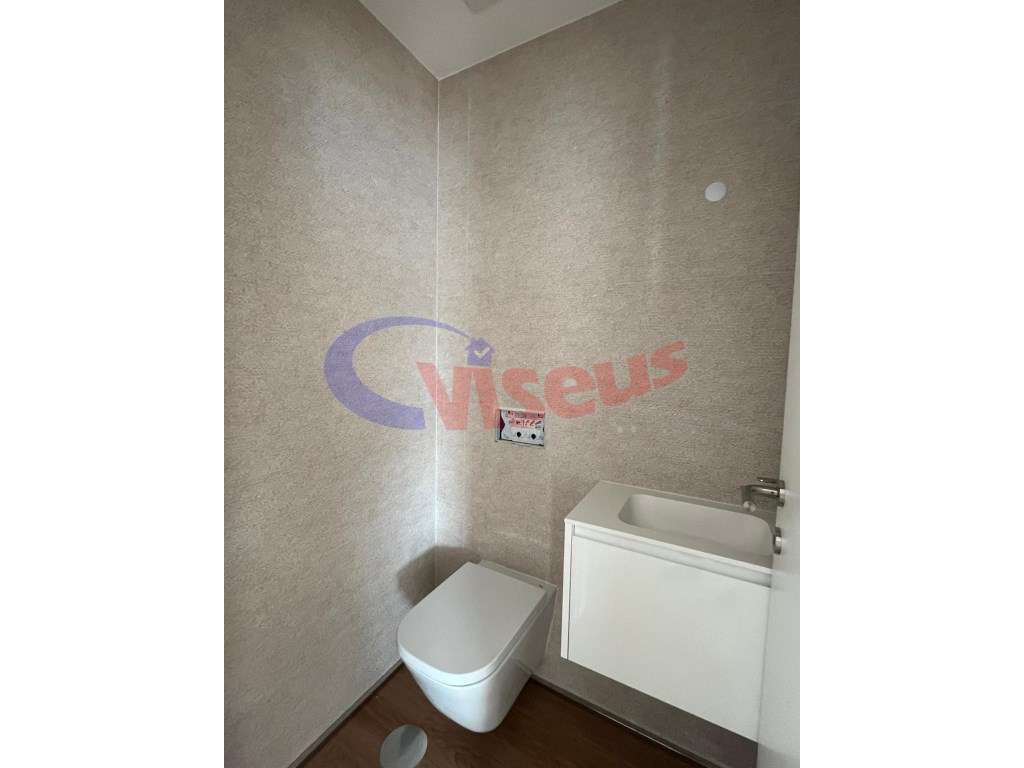 T4 Penthouse com Terraço Canidelo-32