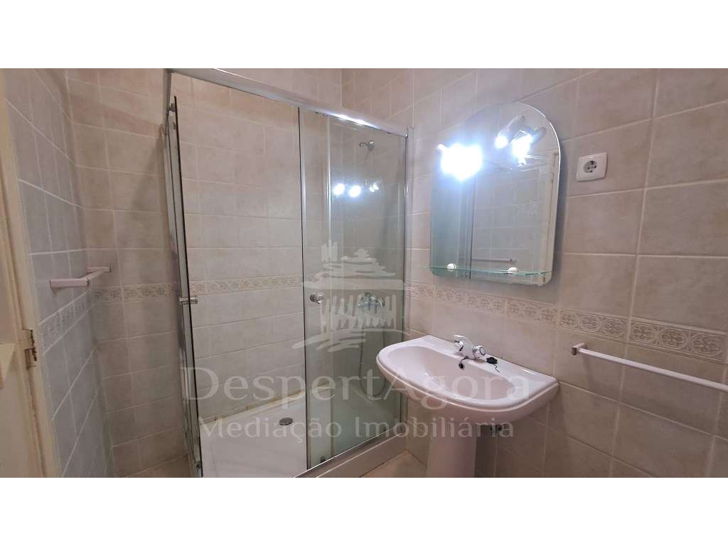 T3 com Garagem Perto da estação e escolas - Grande imagem: 5/20