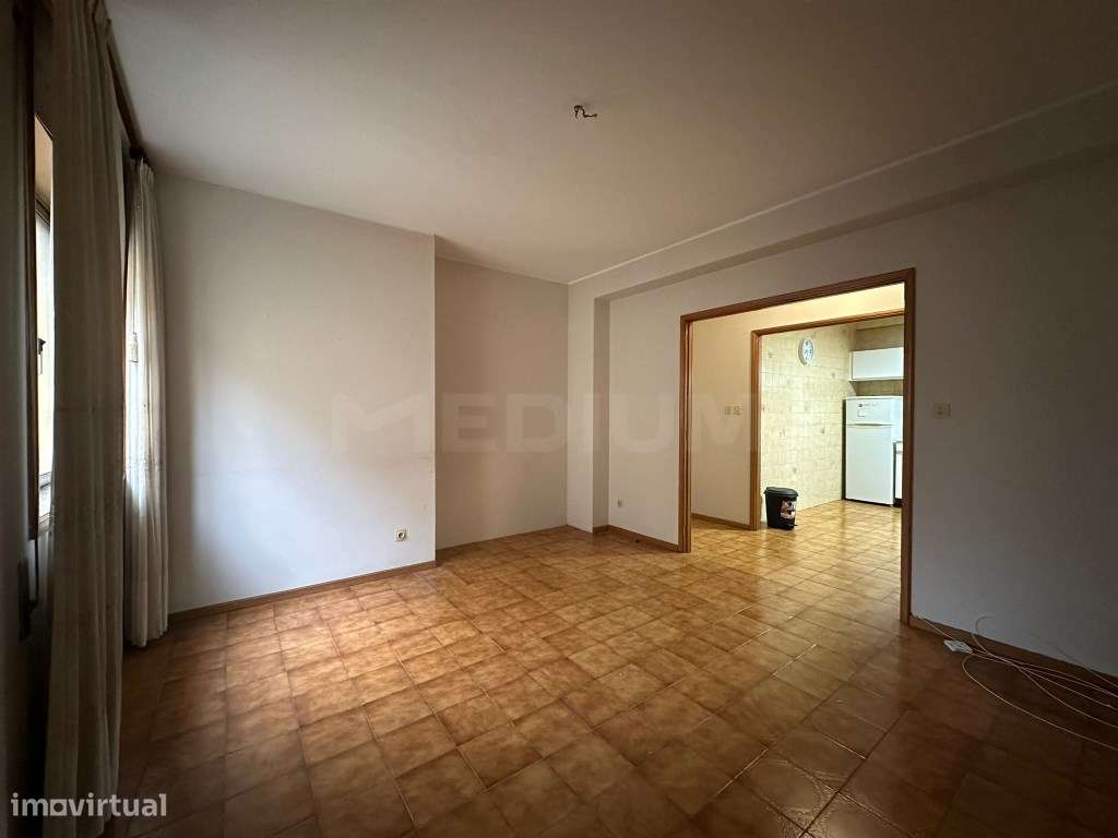 Apartamento T3 localizado na 2ª linha de mar na Póvoa de Varzim - Grande imagem: 3/15