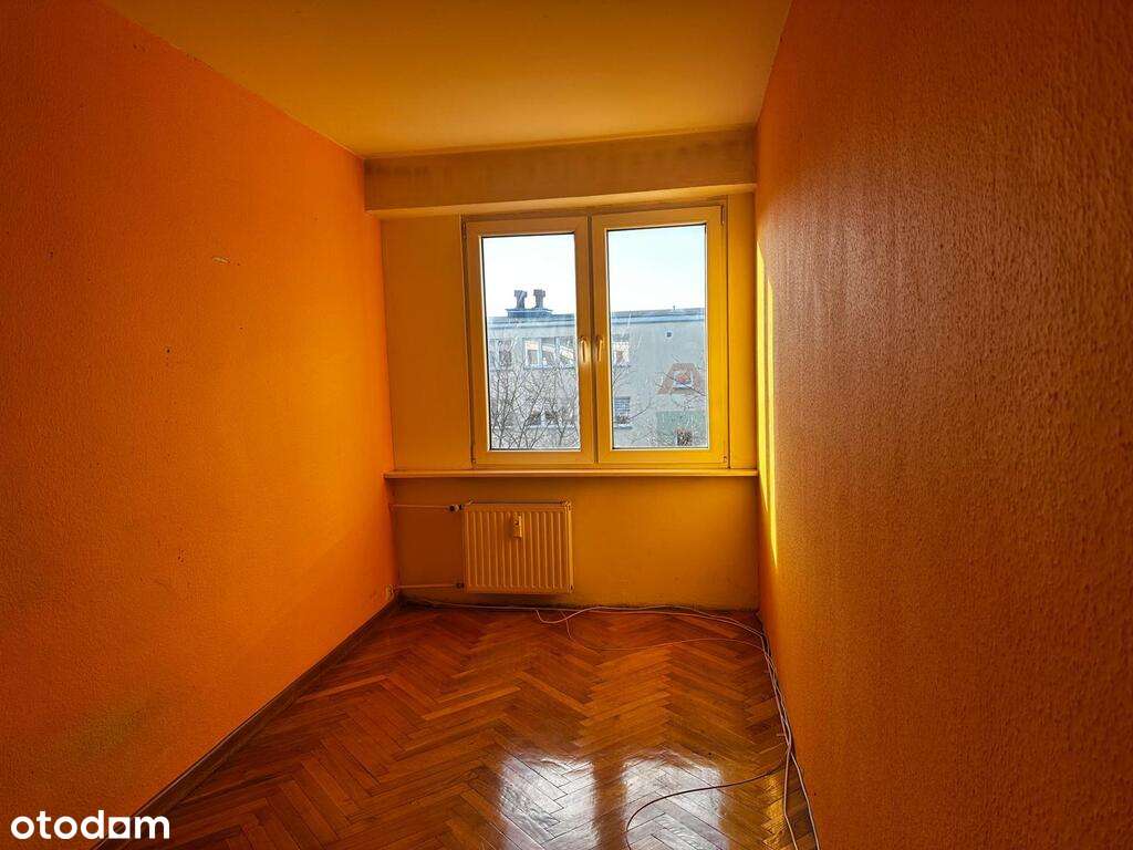 Na sprzedaż mieszkanie o pow. 63m2 do remontu-3