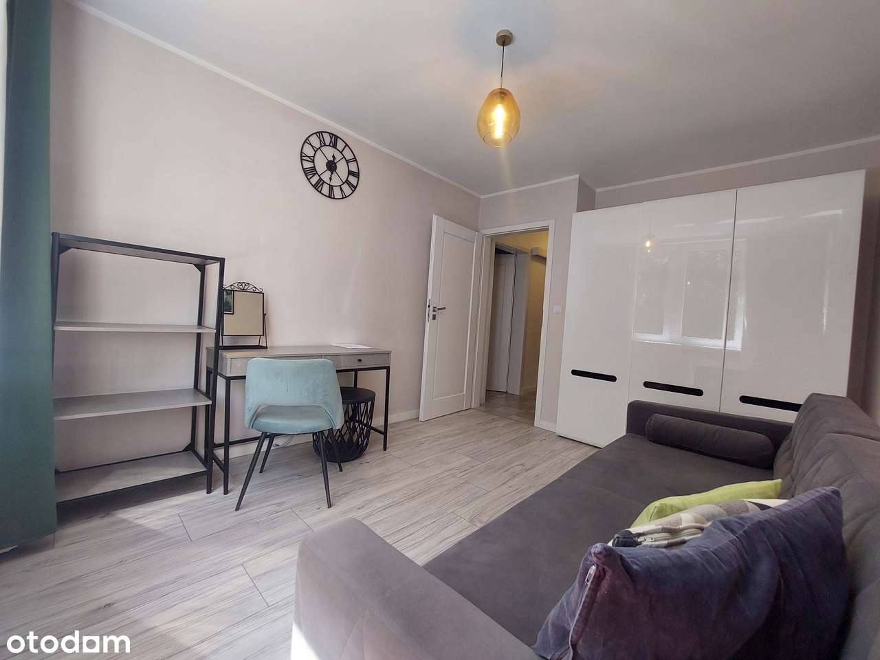 Ścisłe centrum 3pok.47m2, przytulne mieszkanie, umeblowane 2500zł.