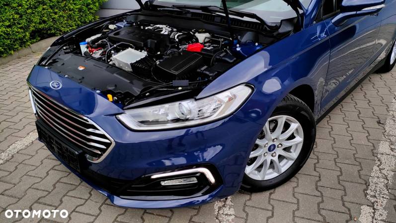 Ford Mondeo - 33