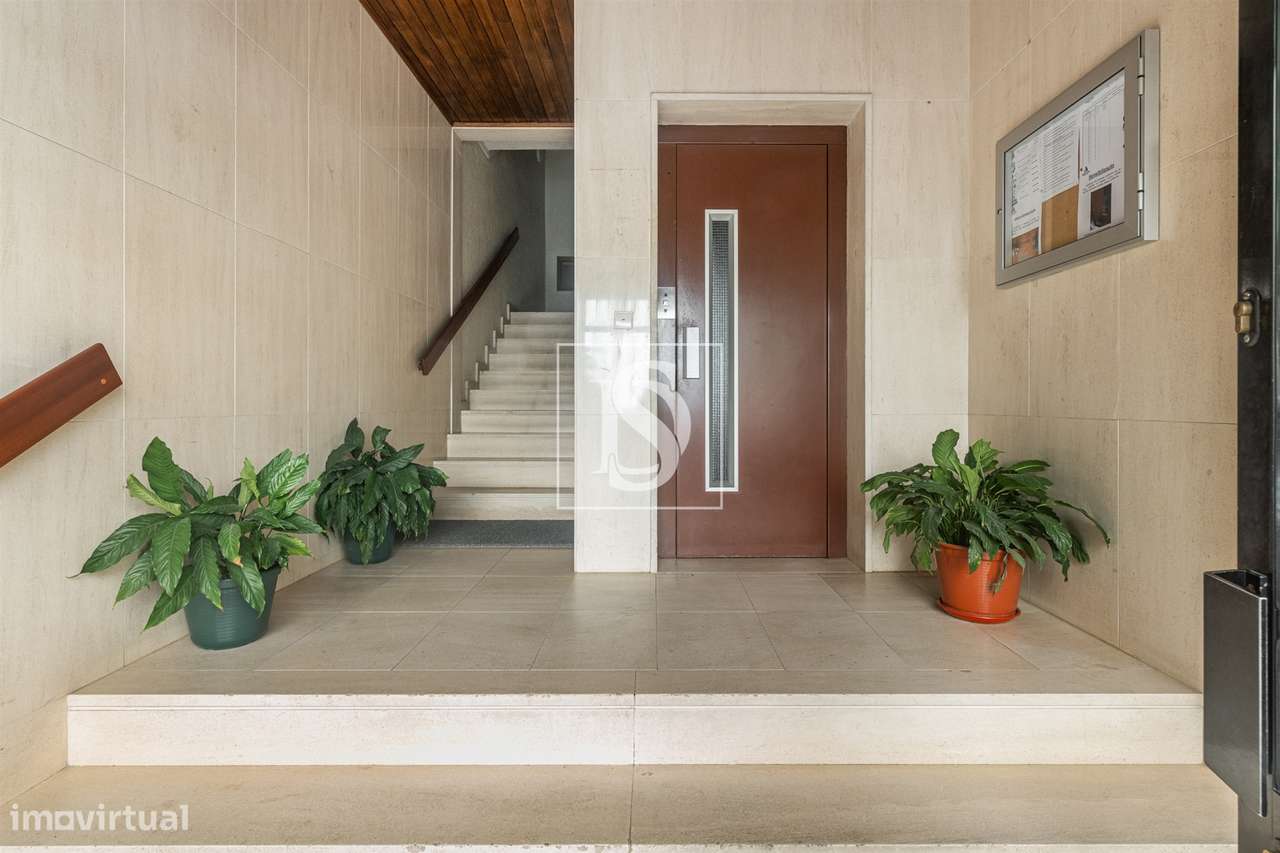 Apartamento T3 Venda em Braga (Maximinos, Sé e Cividade),Braga-1