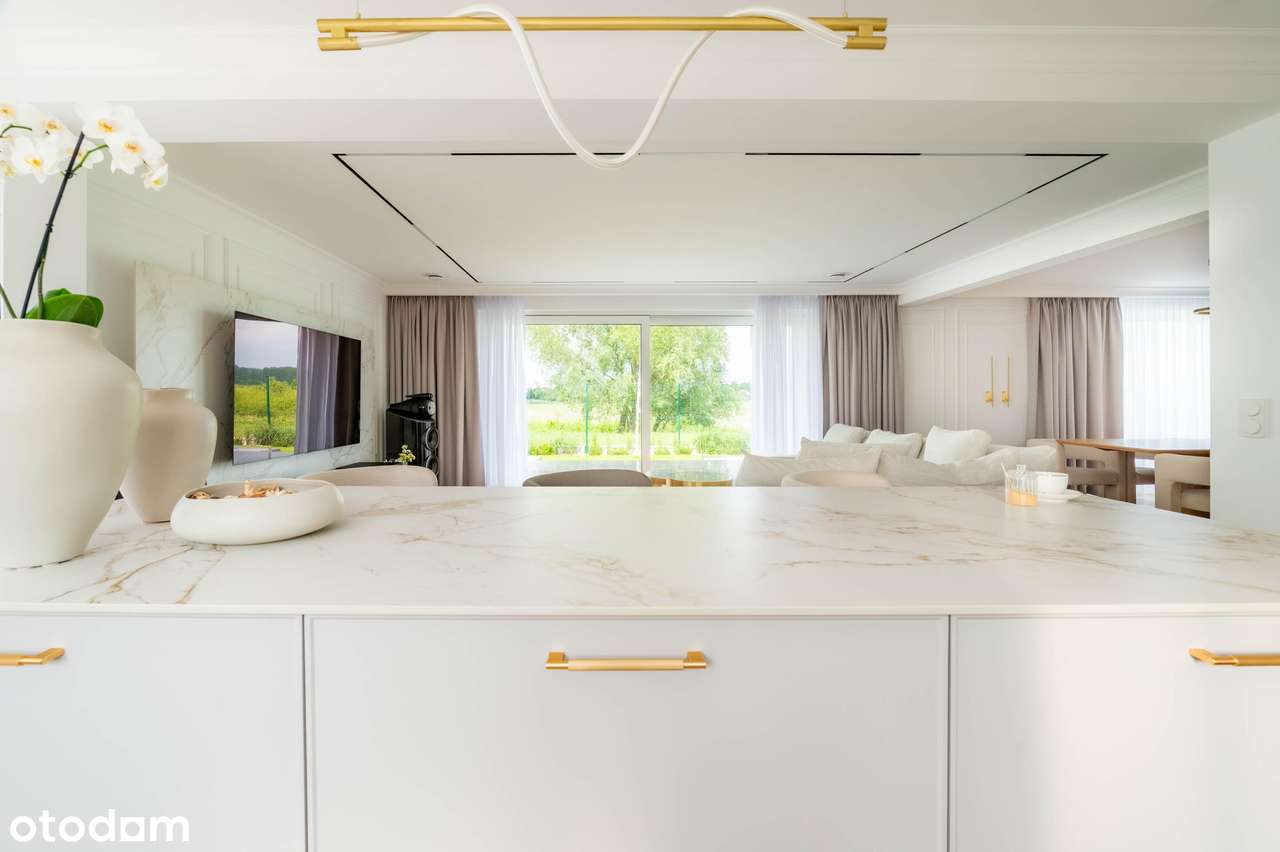 Nowoczesny, funkcjonalny dom w Kołobrzegu-12