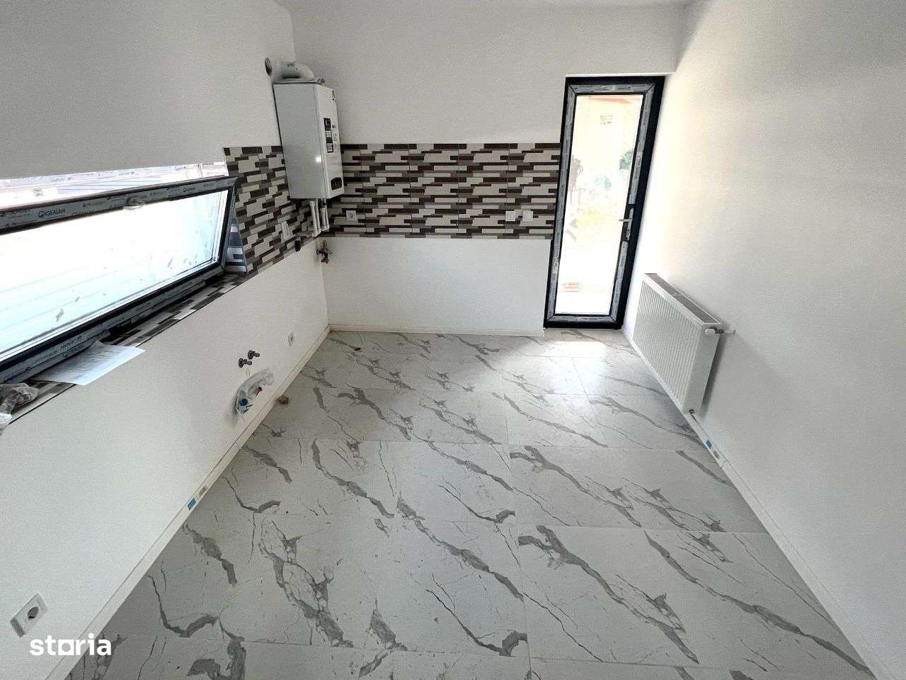 ASFALT! PLACA! Posibilitate 4-5 Camere si 2 bai! Casa Dancu - Holboca - Imagine principală: 4/7