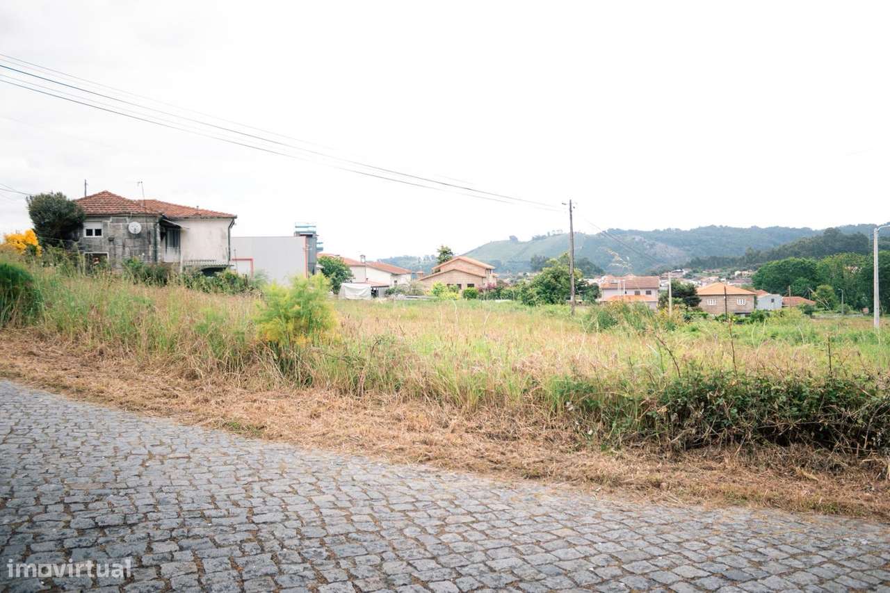 Lote de Terreno  Venda em Lustosa e Barrosas (Santo Estêvão),Lousada-7