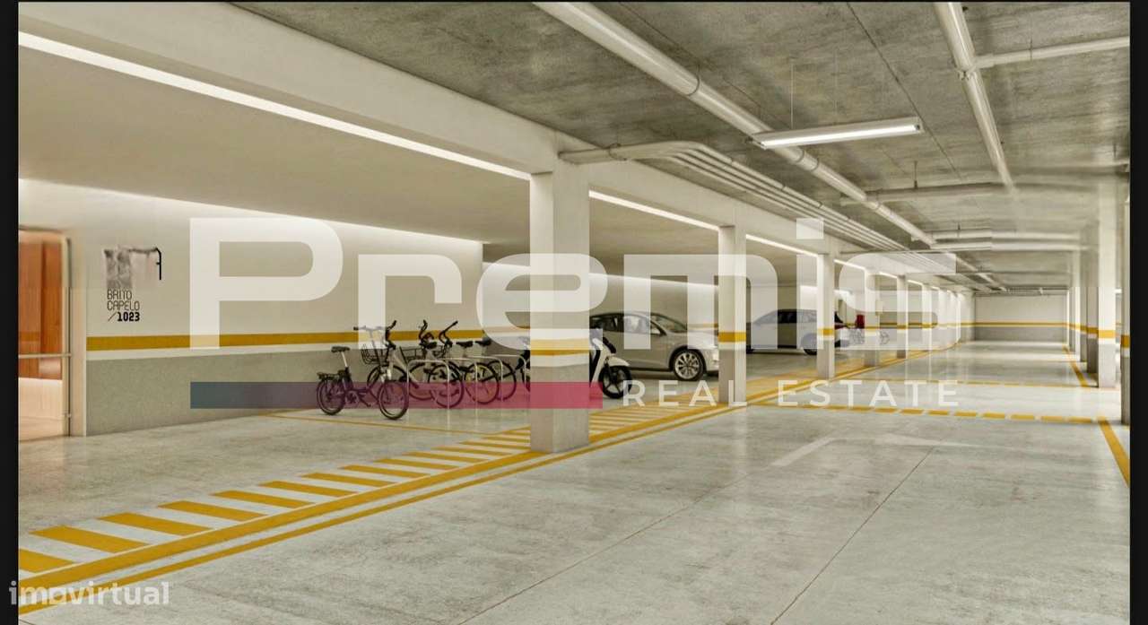 Apartamento T4 no Condomínio Brito Capelo 1023. Exclusividade e Modern-44