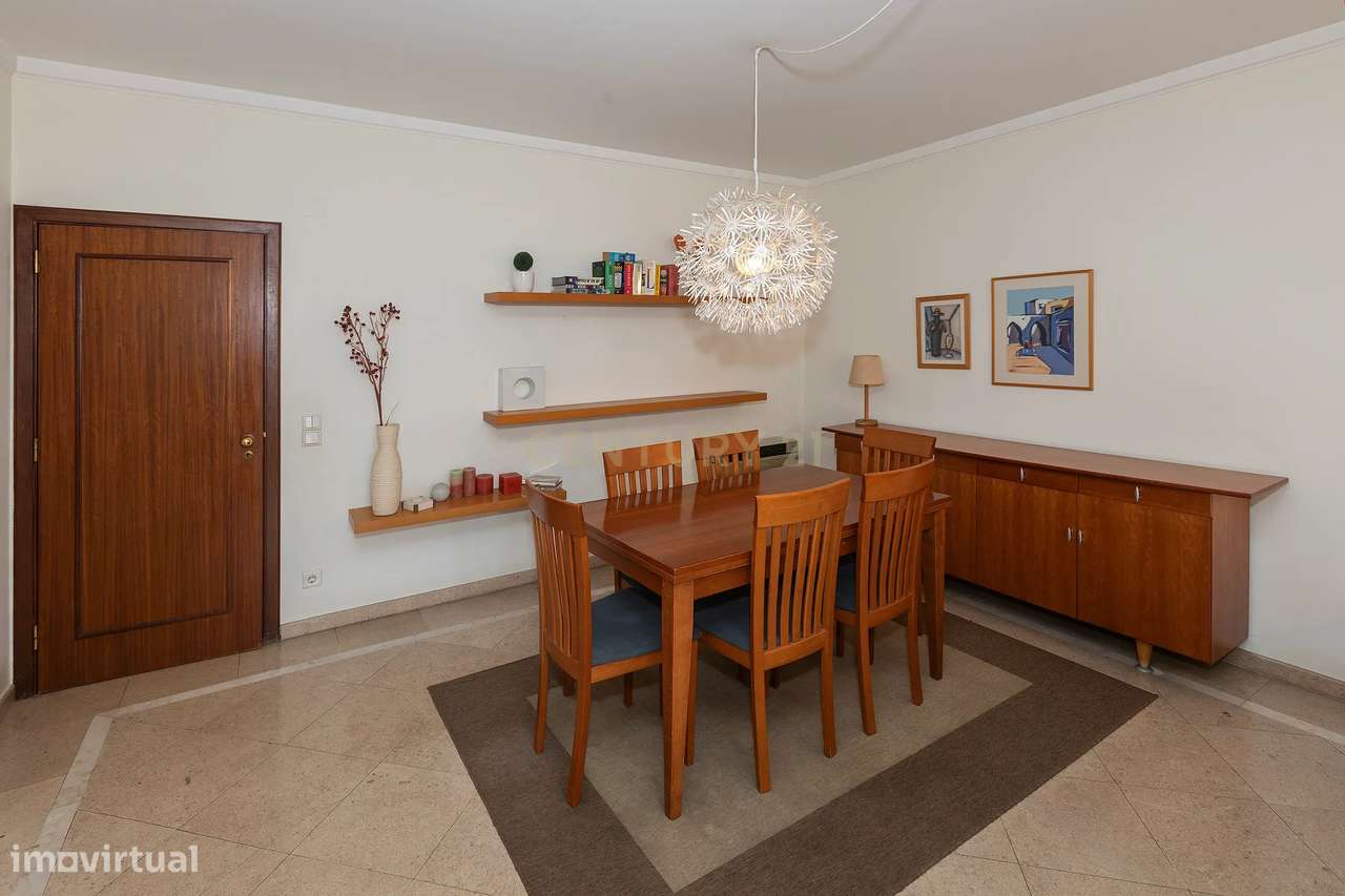 Apartamento T3 Miraflores - Oeiras com Garagem Box-17