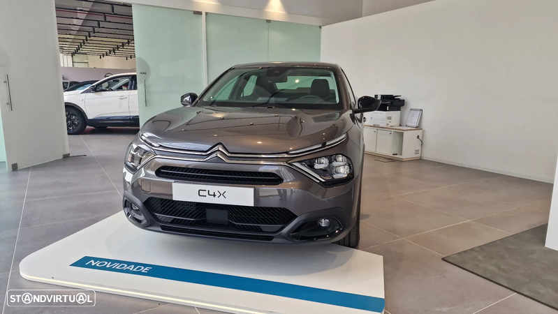 Citroën C4-X 1.2 PureTech Feel Pack EAT8 - 1