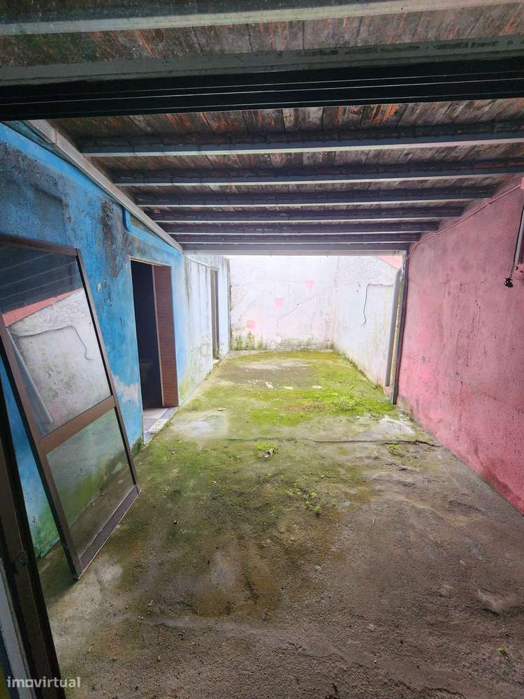 Moradia com Dois Andares no Centro de Coruche com Vista Rio-31