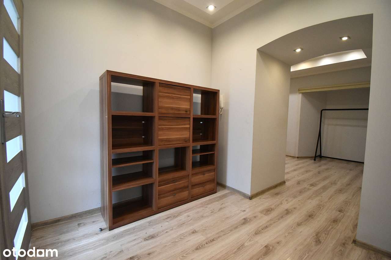Przestronne Mieszkanie 2 pokojowe na 1 piętrze w centrum - 61,80m2-13