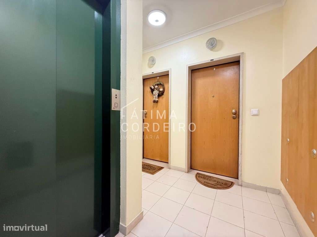 T3 inserido em prédio com 2 elevadores e duas entradas Feijó-21