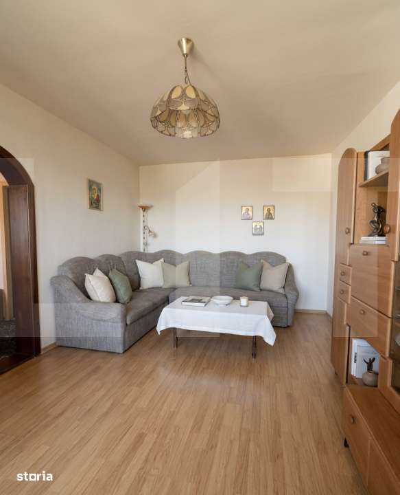 Apartament 4 camere, 92 mp, zona Micalaca