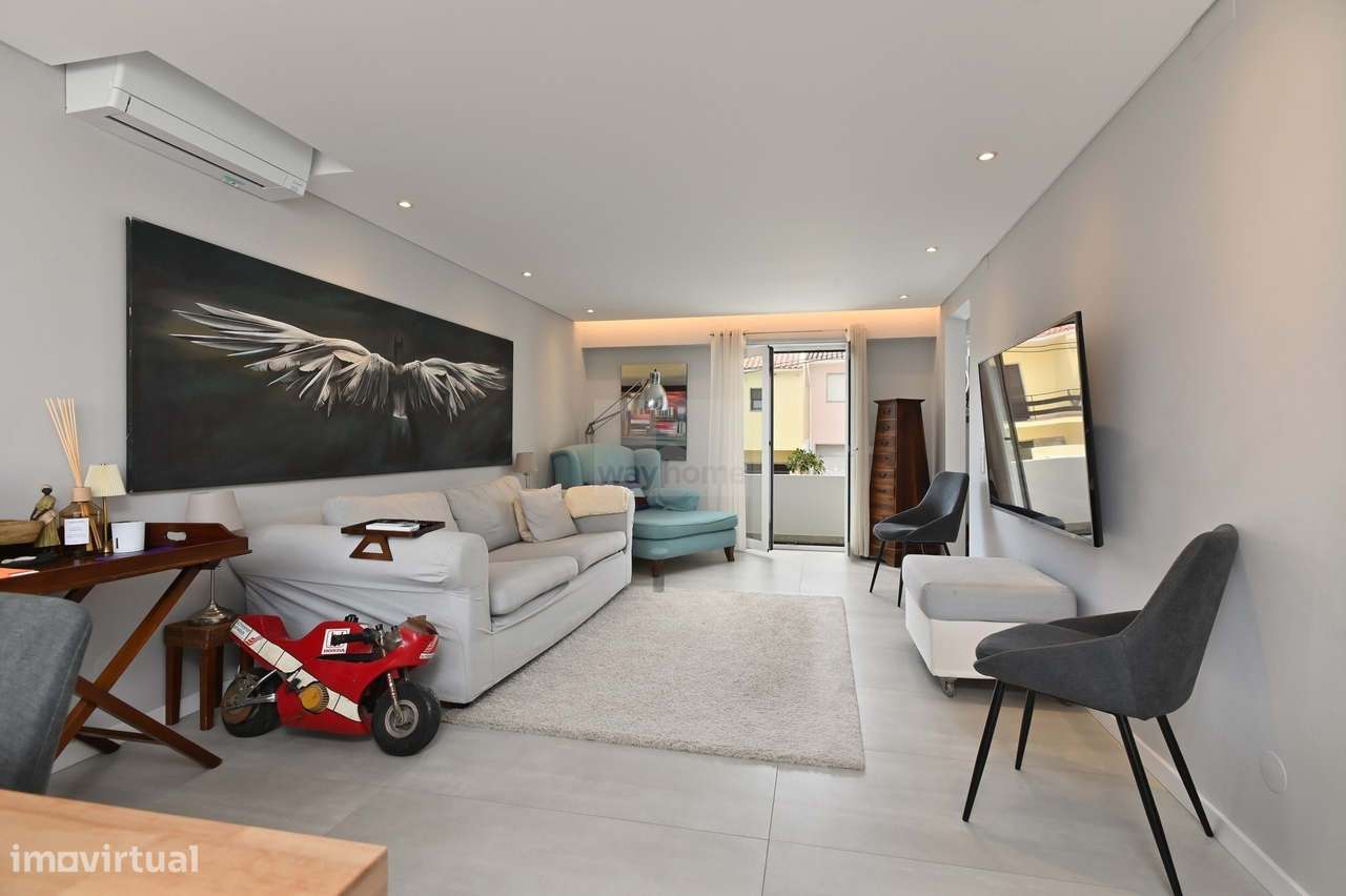 Moradia T3+1 | Sotão e Cave | Remodelada | Pátio Exterior | Amoreira-6