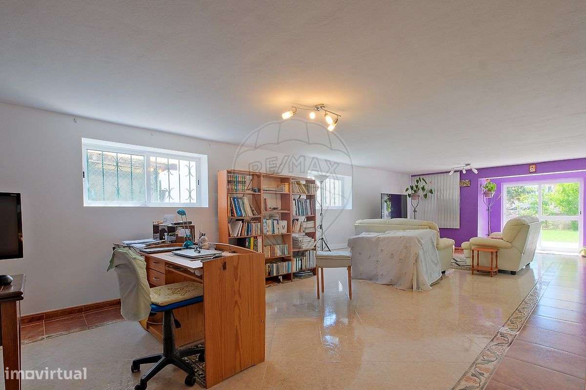 Moradia T4 para venda-8