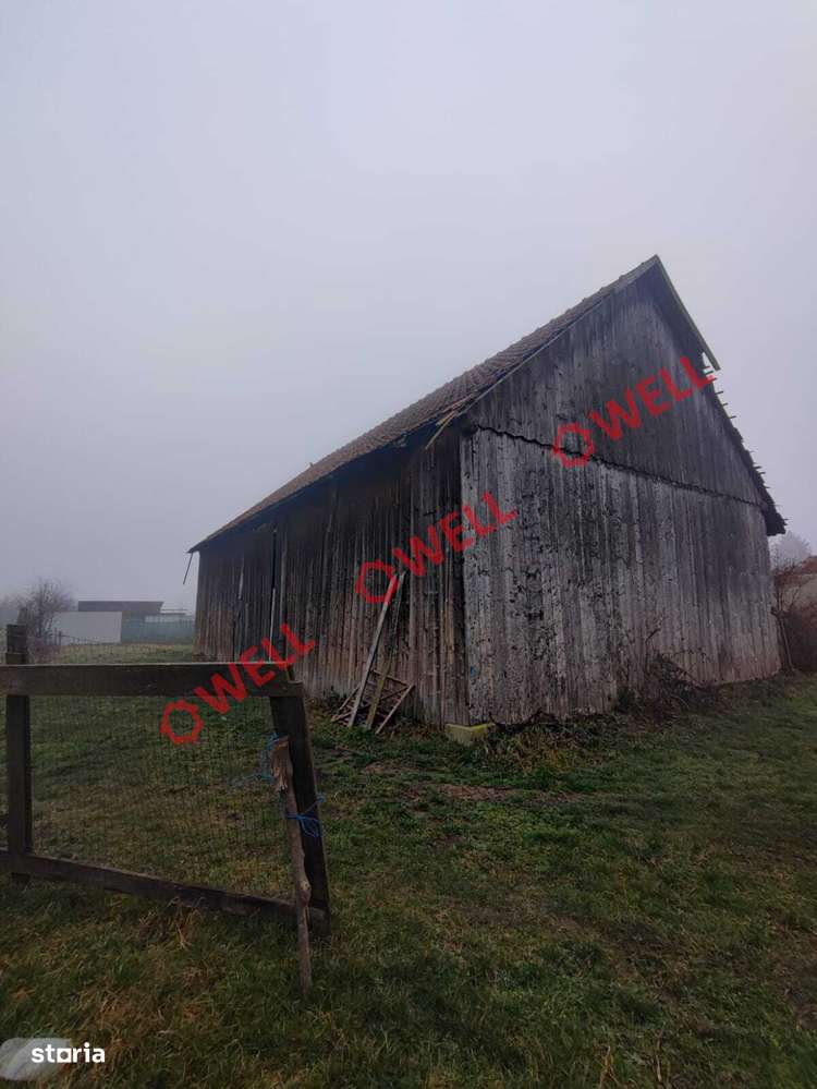 Șură și teren intravilan de vânzare în Chichiș! - Imagine principală: 4/9