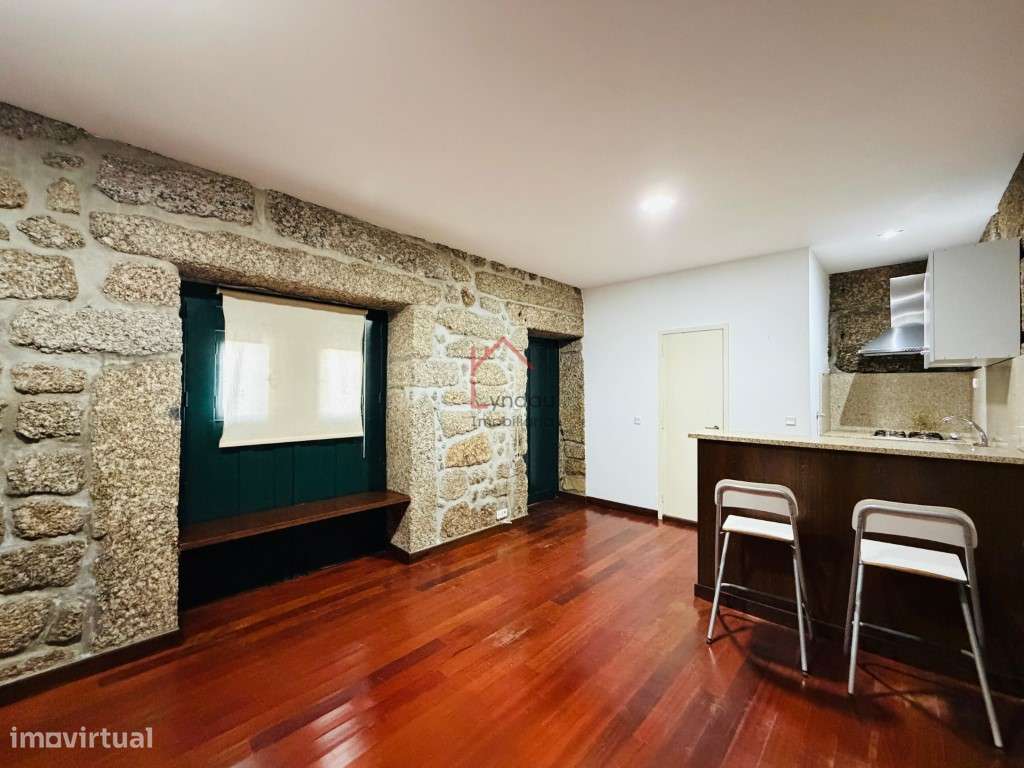 T0 Guimarães Centro - Grande imagem: 4/15