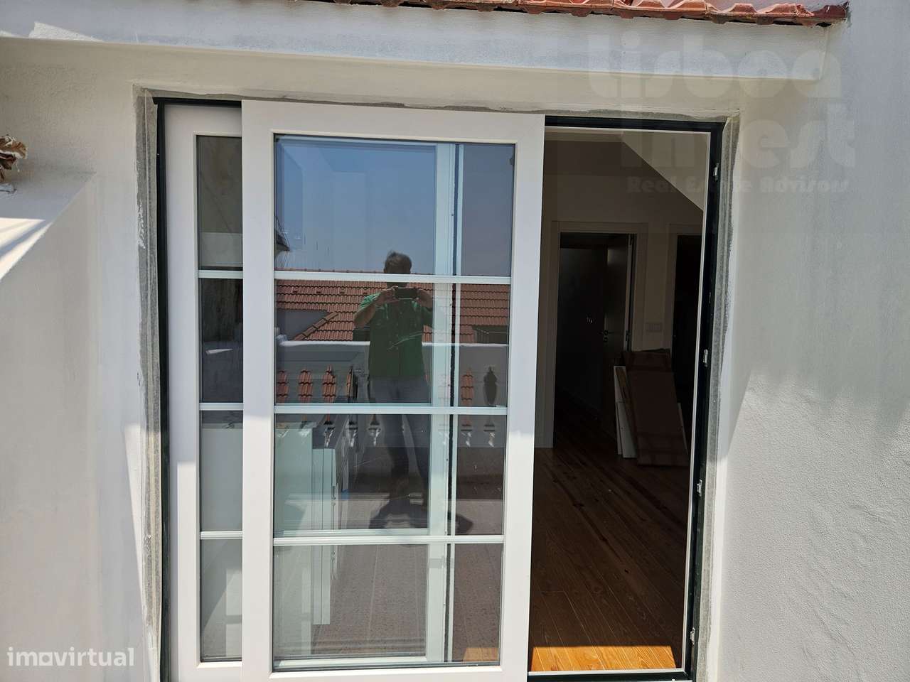Vendo T2  remodelado em predio totalmente remodelado Terraço vista Rio-17
