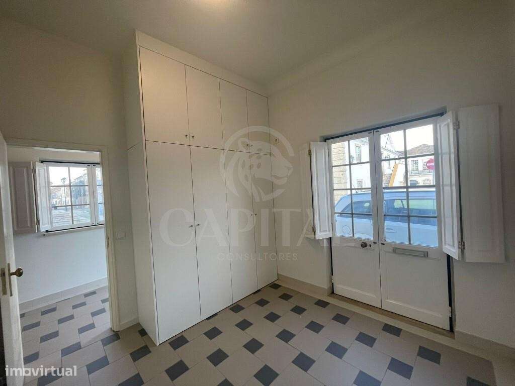 Apartamento T1 no Centro Histórico de Salvaterra de Magos - Grande imagem: 3/16