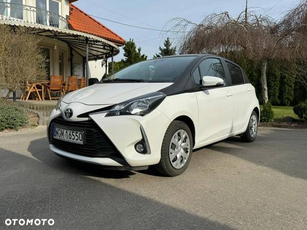 Toyota Yaris 1.5 Premium - 1