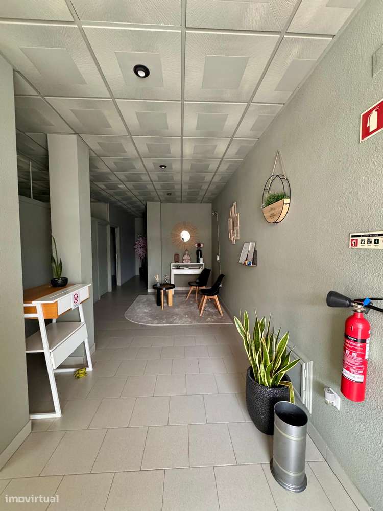 Trespasse – Estúdio de Estética Totalmente Equipado e a Funcionar - Grande imagem: 4/12