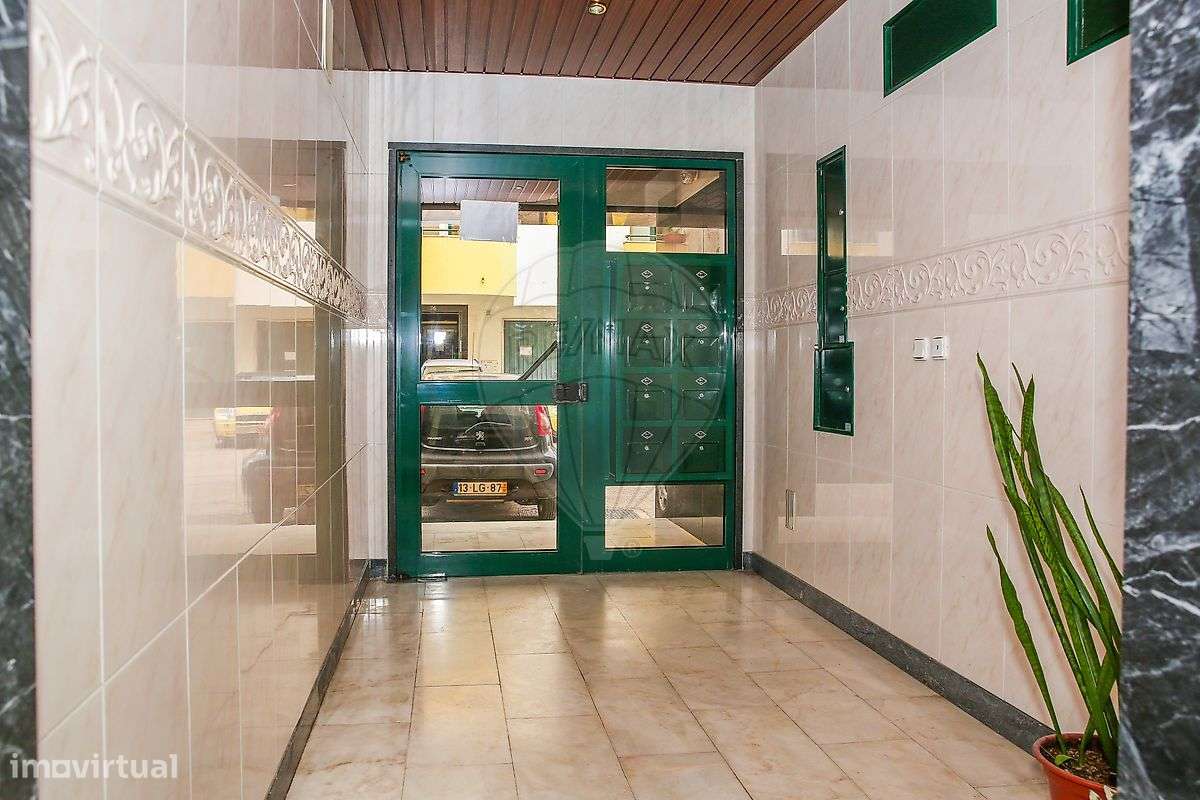 Apartamento T2 para arrendamento - Grande imagem: 2/26