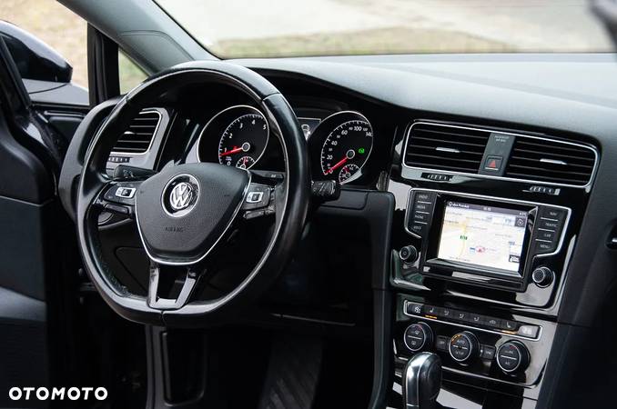 Volkswagen Golf VII 1.4 TSI BMT Highline DSG - 19