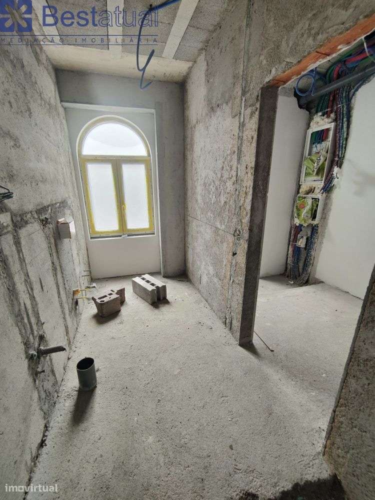 Moradias Bifamiliar - Acab. de Qualidade - Avidos-24