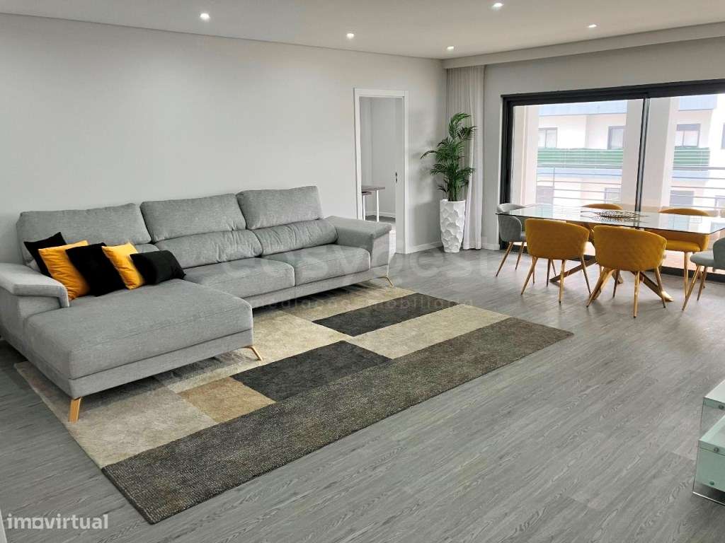 Apartamento T3, Novo, piscina, garagem, arrecadação - Quelfes, Olhão - Grande imagem: 5/36