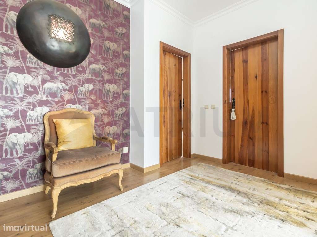 Exclusiva Moradia T6 com Quintinha, Piscina e Elevado Potencial de ...-35