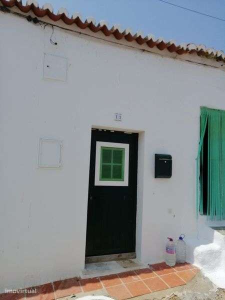 Casa para Alugar - T1 com 2 camas (Mina São Domingos))