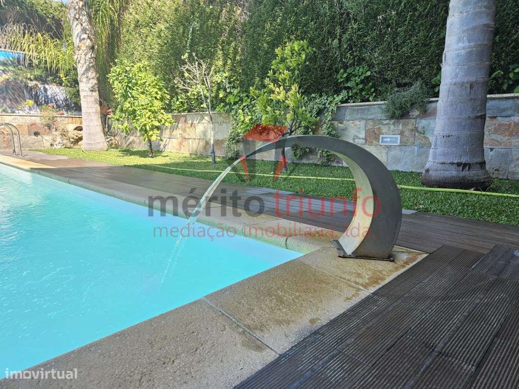 FANTÁSTICA MORADIA T3 C/ PISCINA - MANHENTE - BARCELOS-17